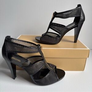 Pre-Owned w/ Original Box Michael Kors Black Mesh Berkley T-Strap High Heels 9.5